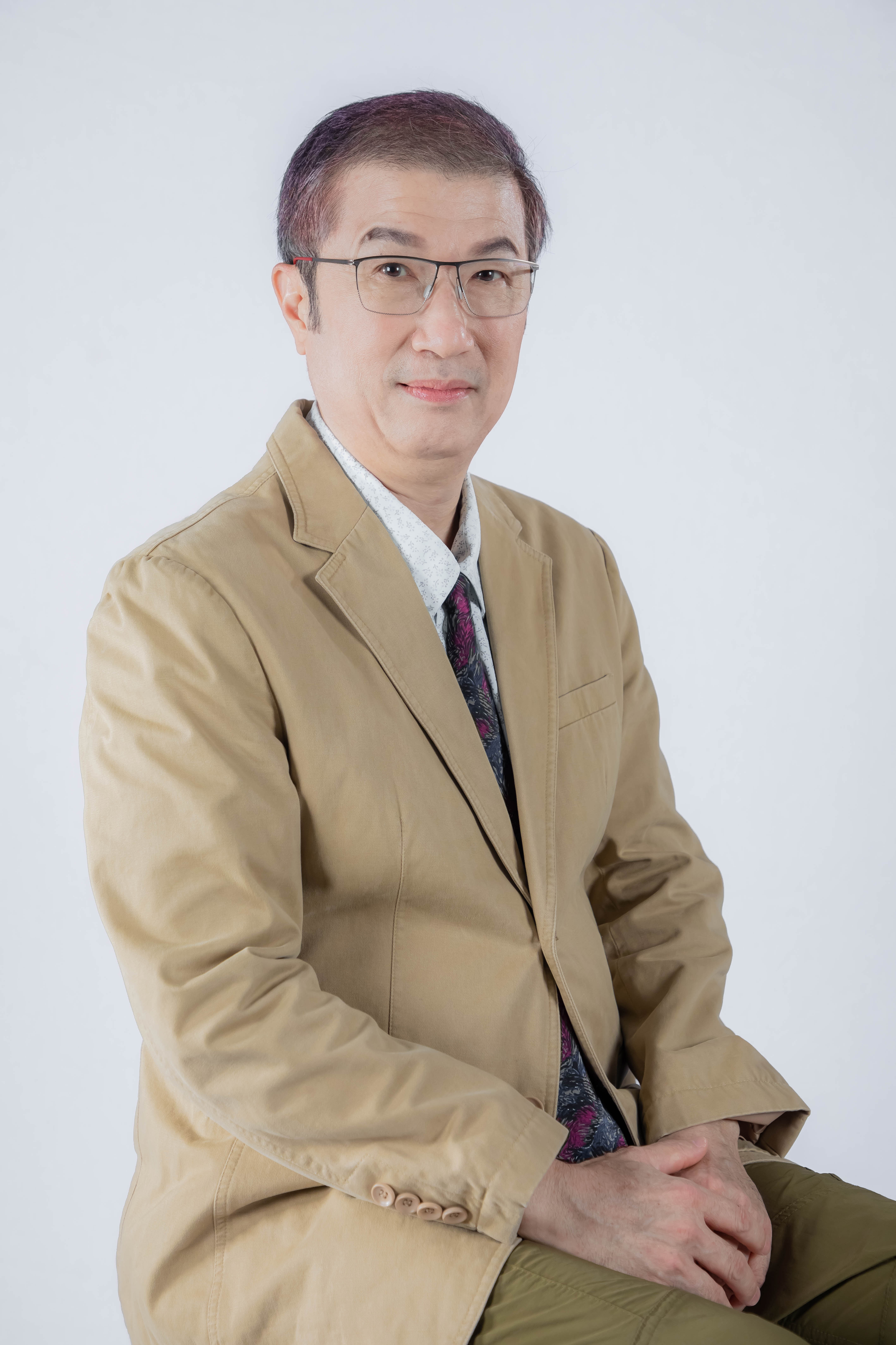 彭效武老師側面照